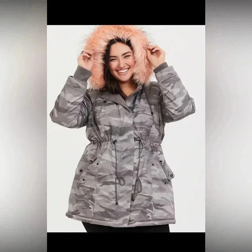 TORRID GRAY CAMO TWILL FUR LINED‎ PARKA WINTER JACKET 00